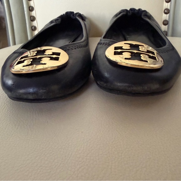 Tory Burch Black Leather Flats with Gold Emblem - Picture 6 of 11